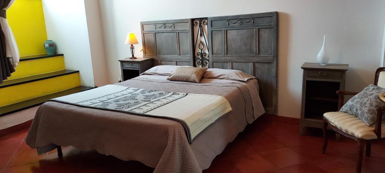 B&B Palazzo Oddo อัลเบงกา ภายนอก รูปภาพ